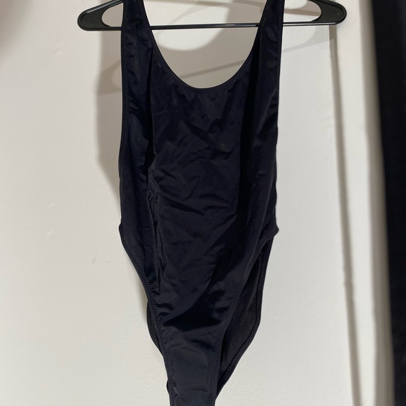 NWT. One Piece Swimsuit.​ - Picture 4 of 6